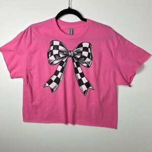 GILDAN Pink Checkered Bow T-Shirt SZ M NWOT